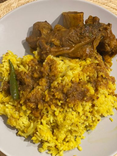 Vuna Khichuri mit Rindfleisch Vuna Khichuri mit Rindfleisch