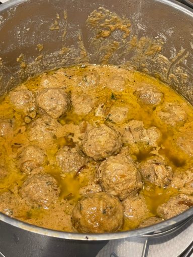 Hackfleischbällchen-Curry (Kofta Curry) Hackfleischbällchen-Curry (Kofta Curry)