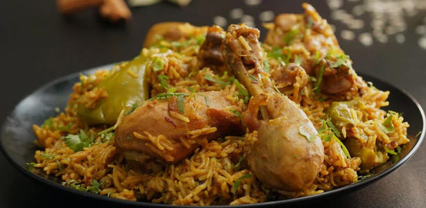 Hähnchen-Biriyani Hähnchen-Biriyani